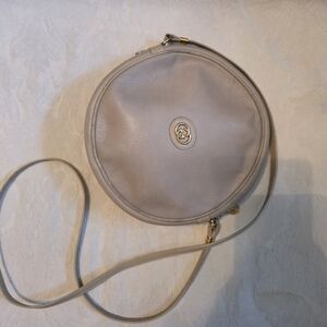 VINTAGE GUCCI CIRCLE CROSSBODY IN BEIGE LEATHER ,PRETTY!
